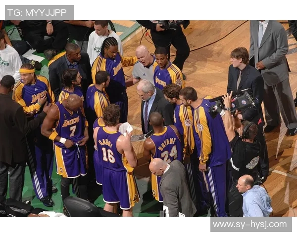 2006年NBA季后赛精彩回顾：太阳队与湖人队的激烈对决与传奇瞬间