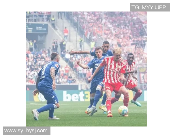 今晚都灵主场迎战国际米兰期待一场精彩对决的足球盛宴